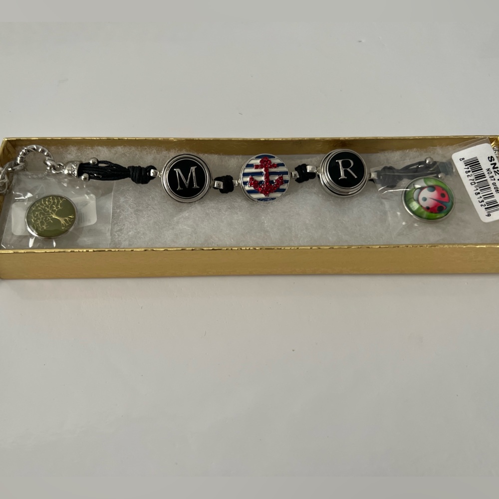 GANZ JEWEL LA LA | snap button bracelet NWT